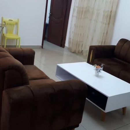 Ferienwohnung Signorile Jo 2 Yaoundé Exterior foto