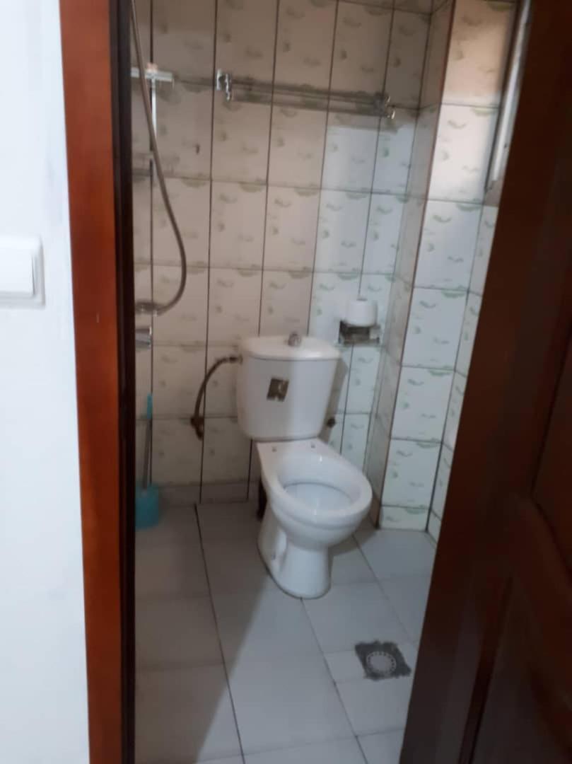 Ferienwohnung Signorile Jo 2 Yaoundé Exterior foto